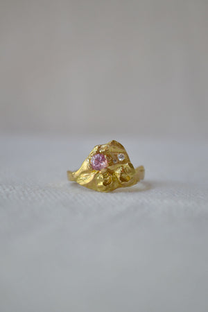 Oyster Ring