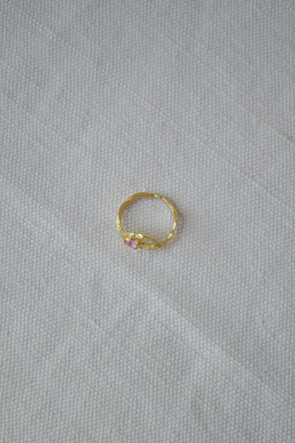 Oyster Ring