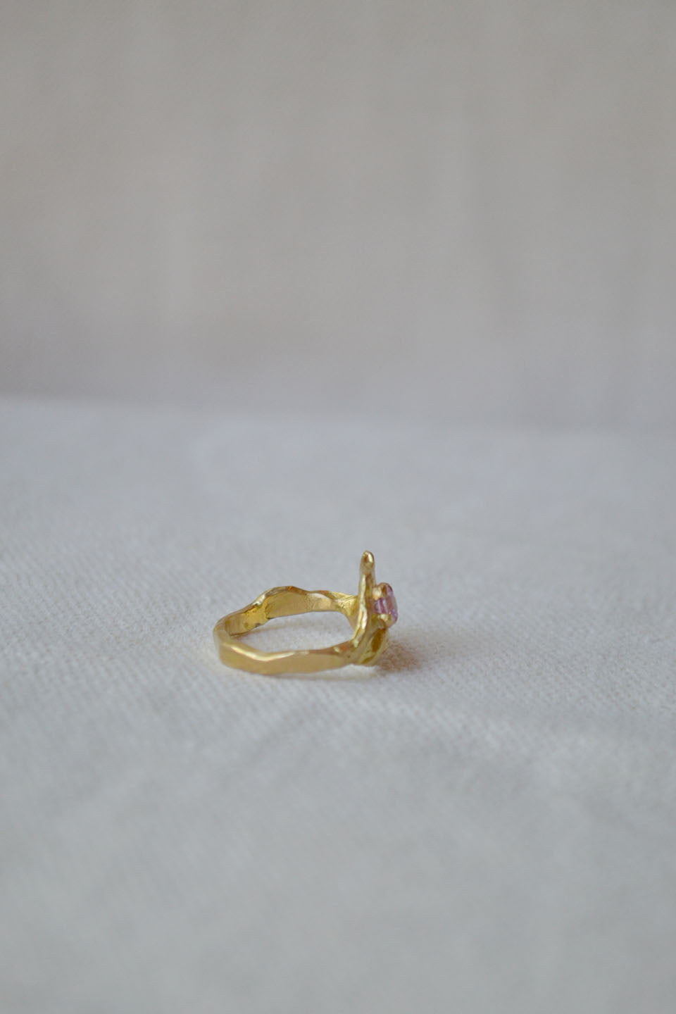 Oyster Ring