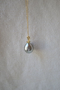 Pear Pearl Pendant and Gold Chain