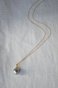 Pear Pearl Pendant and Gold Chain