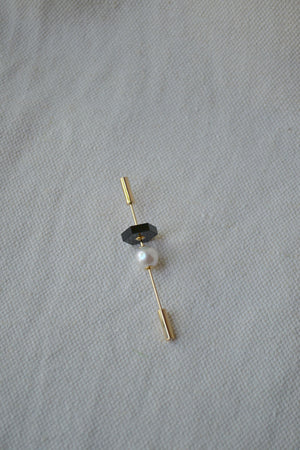 Spear Akoya Pearl and Onyx