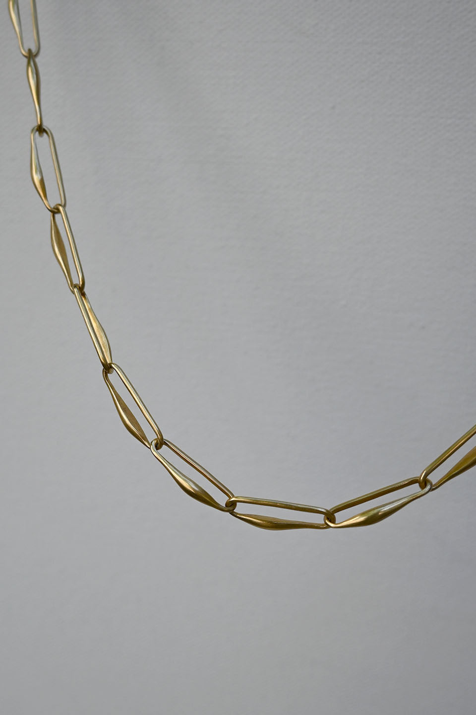 Aan Brass Necklace (Slim Link)