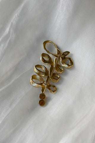 Brass Ribbon Pearl Brooch