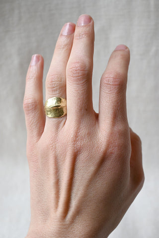 Ring No. 01 Gold