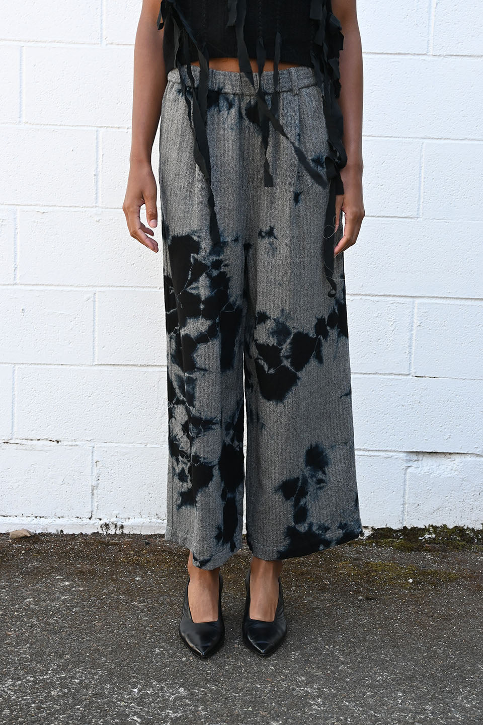 Herringbone Drawstring Wide Pant in Black