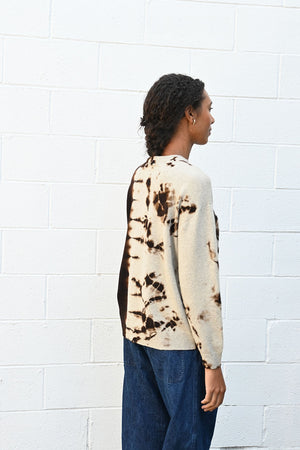 Cashmere Seamless Crew Neck Wide Pullover in Brown