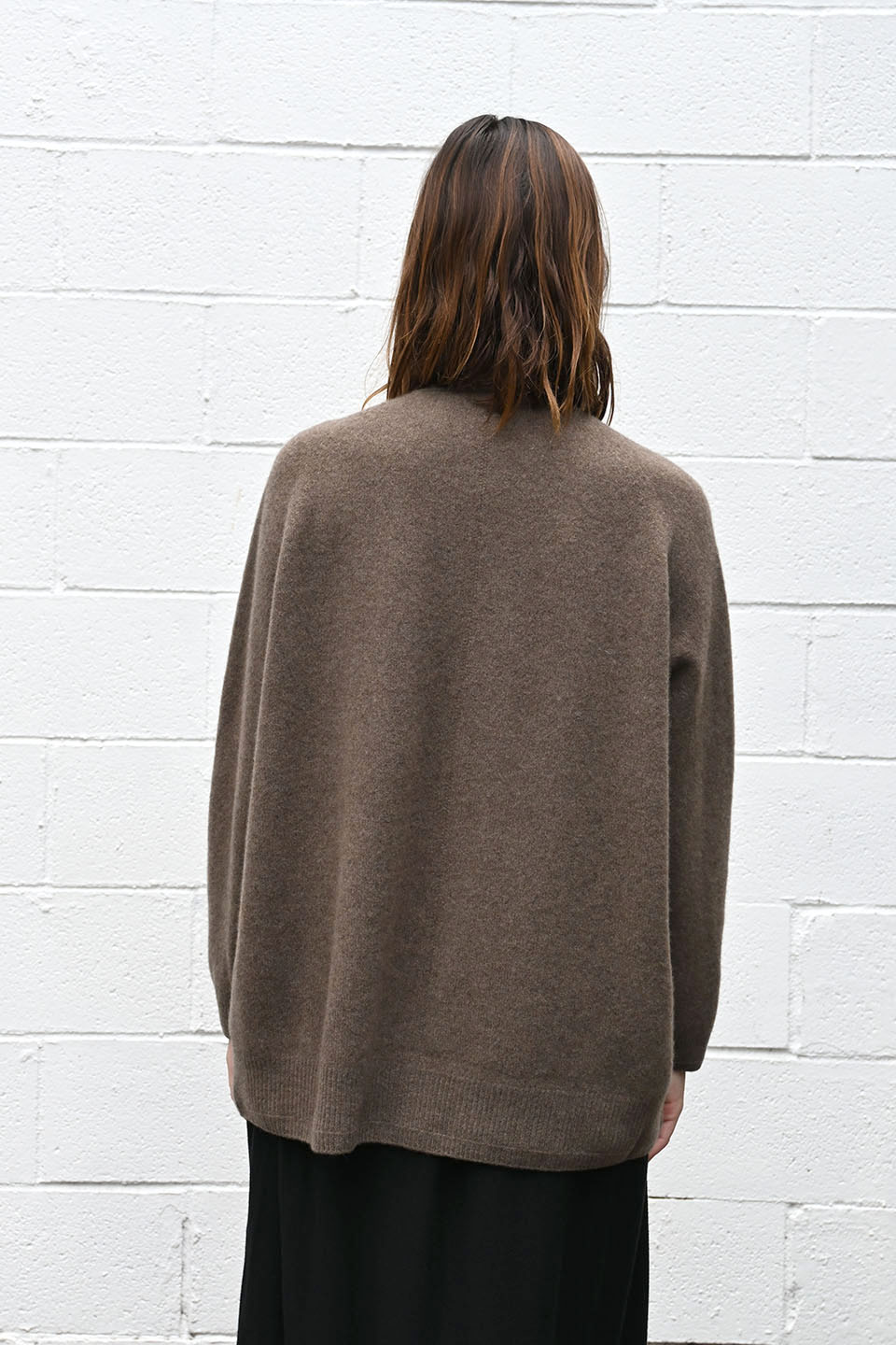 Cardigan in Medium Brown