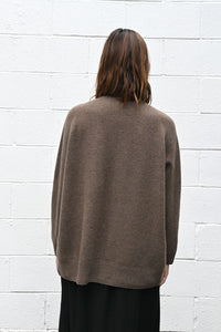 Cardigan in Medium Brown