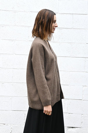 Cardigan in Medium Brown