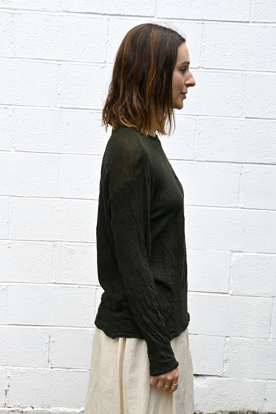 Wrinkled Wool Round Neck Shirt in Dark Green