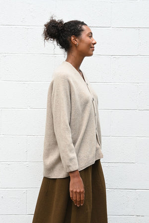 Cardigan in Medium Oatmeal