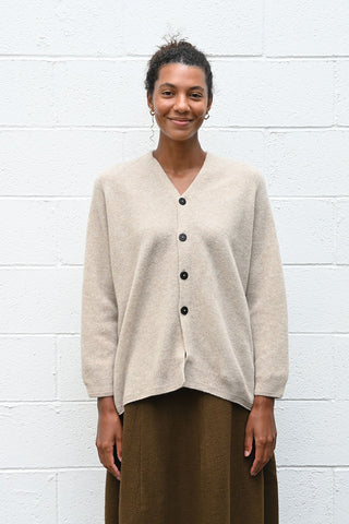 Cardigan in Medium Oatmeal