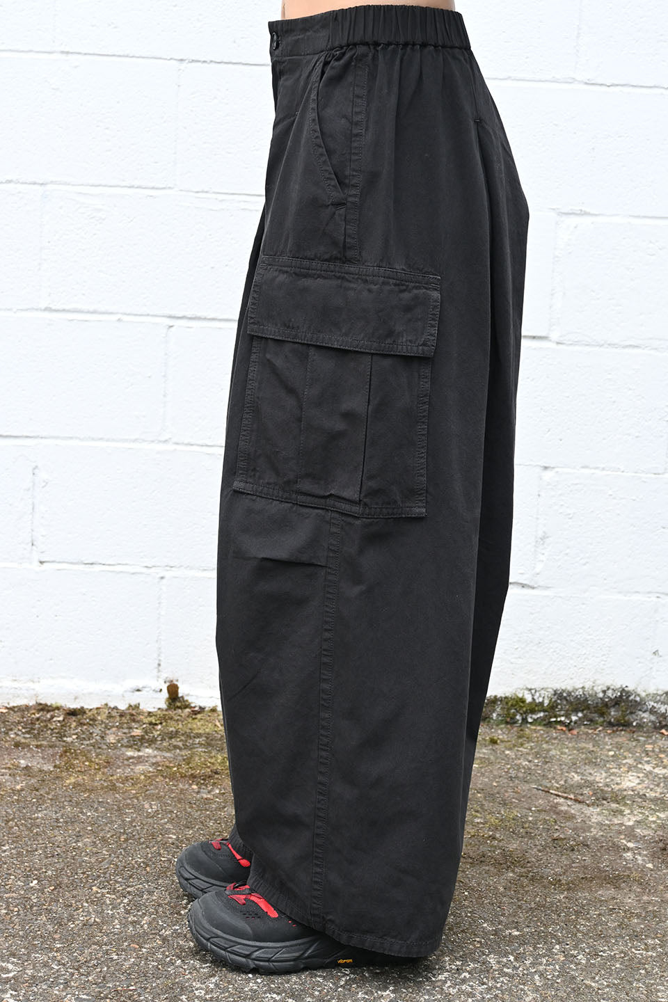 Balloon Cargo Pants Black