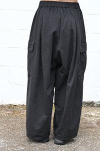 Balloon Cargo Pants Black