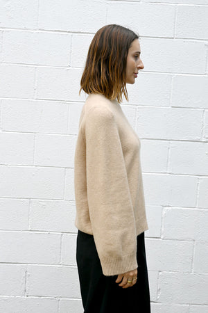 Camel Pullover