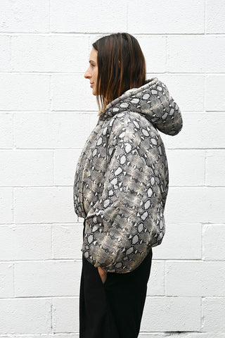 Cropped Puffy Hooded Bomber