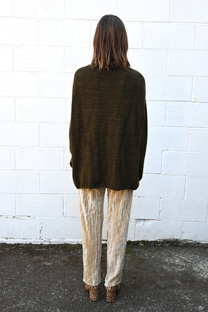 Oversized Pullover with Pattern Stitches