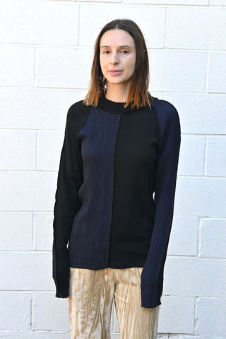 Long Sleeve Sound Top
