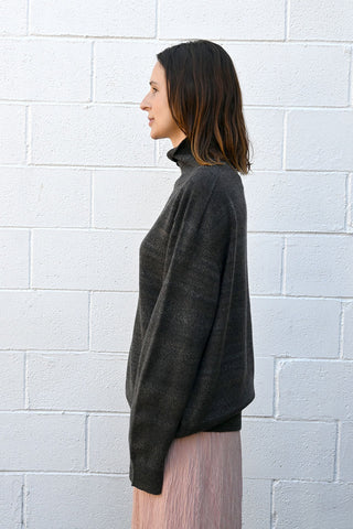Gradation High Neck Knit