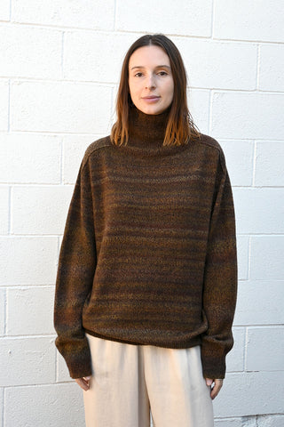 Gradation High Neck Knit