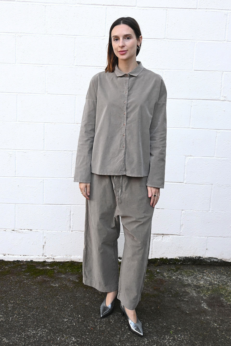 Velvet Wide and Short Trousers Stone