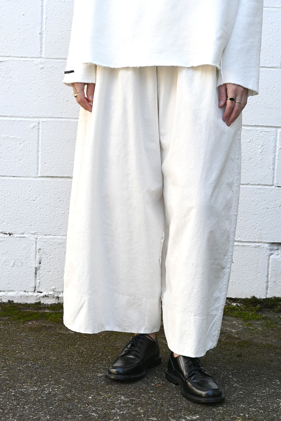 Wide Trousers Velvet Milk
