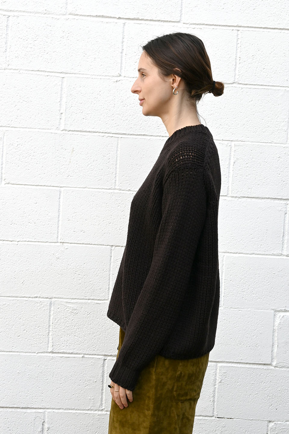 Round Neck Pullover in Ebony