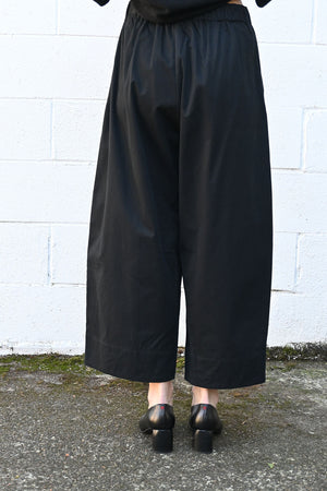 P1979 Nero Pant