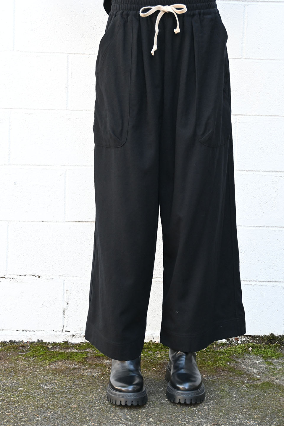 Wide Easy Pants in Black