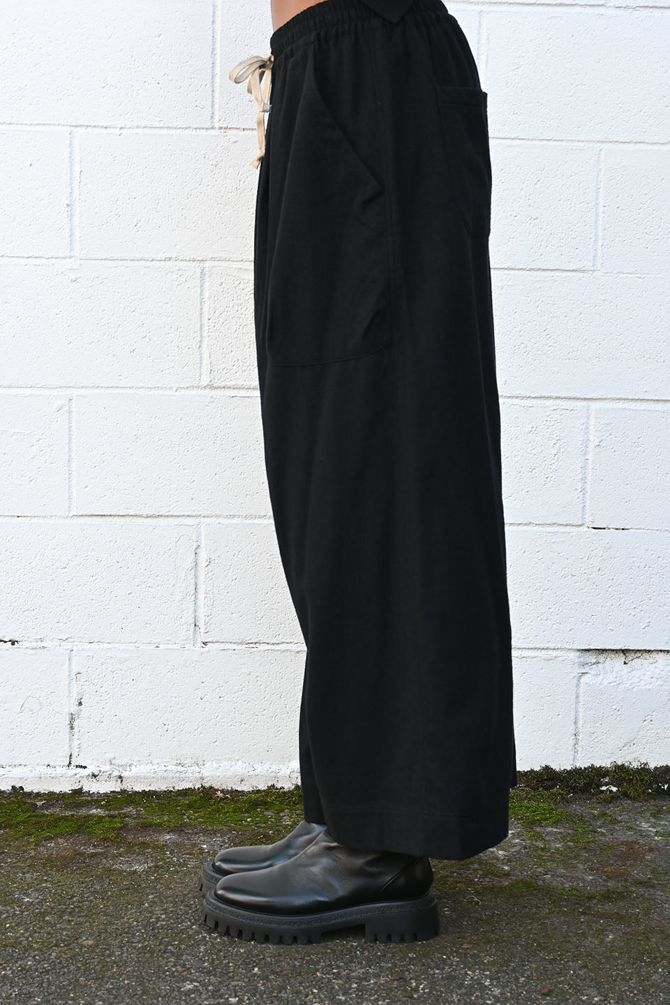 Wide Easy Pants in Black