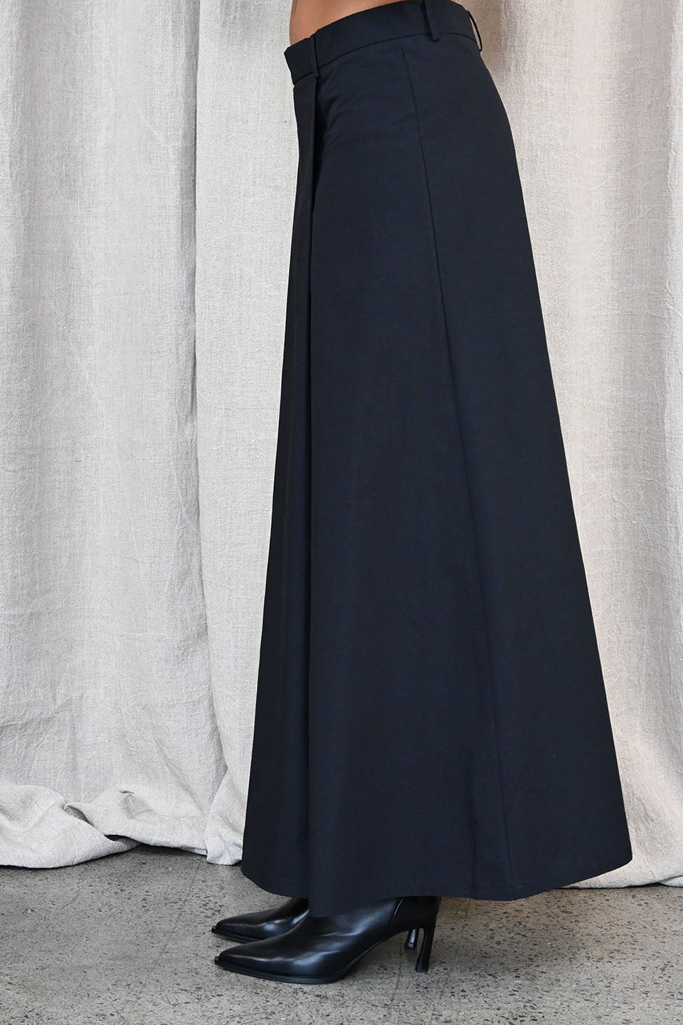 Long Pleated Skirt in Black