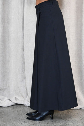 Long Pleated Skirt in Black