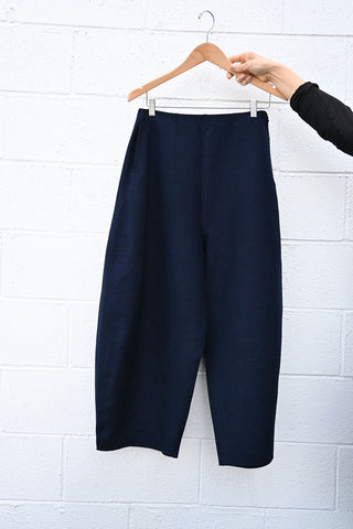 Smooth Sheet Navy Pants