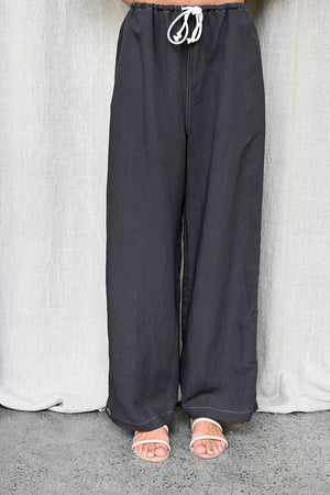 Drawstring Sol Snowpants in Ebony