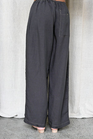 Drawstring Sol Snowpants in Ebony