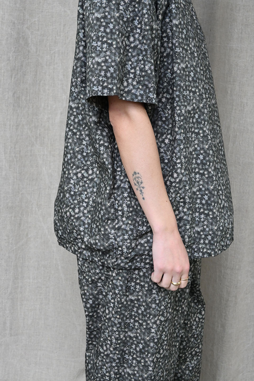 Friedrich Top Charcoal Floral