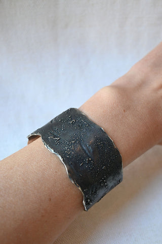 Cosmos Cuff L