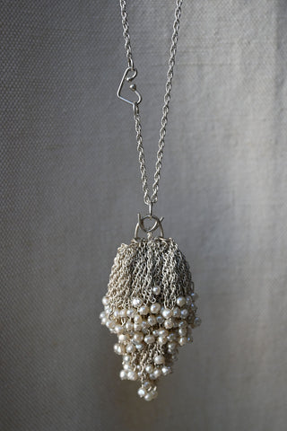 Caviar Nest White Silver