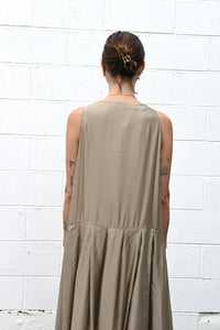 Sleeveless Pleated Dress Champagne