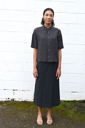 Linen Shirt in Charcoal