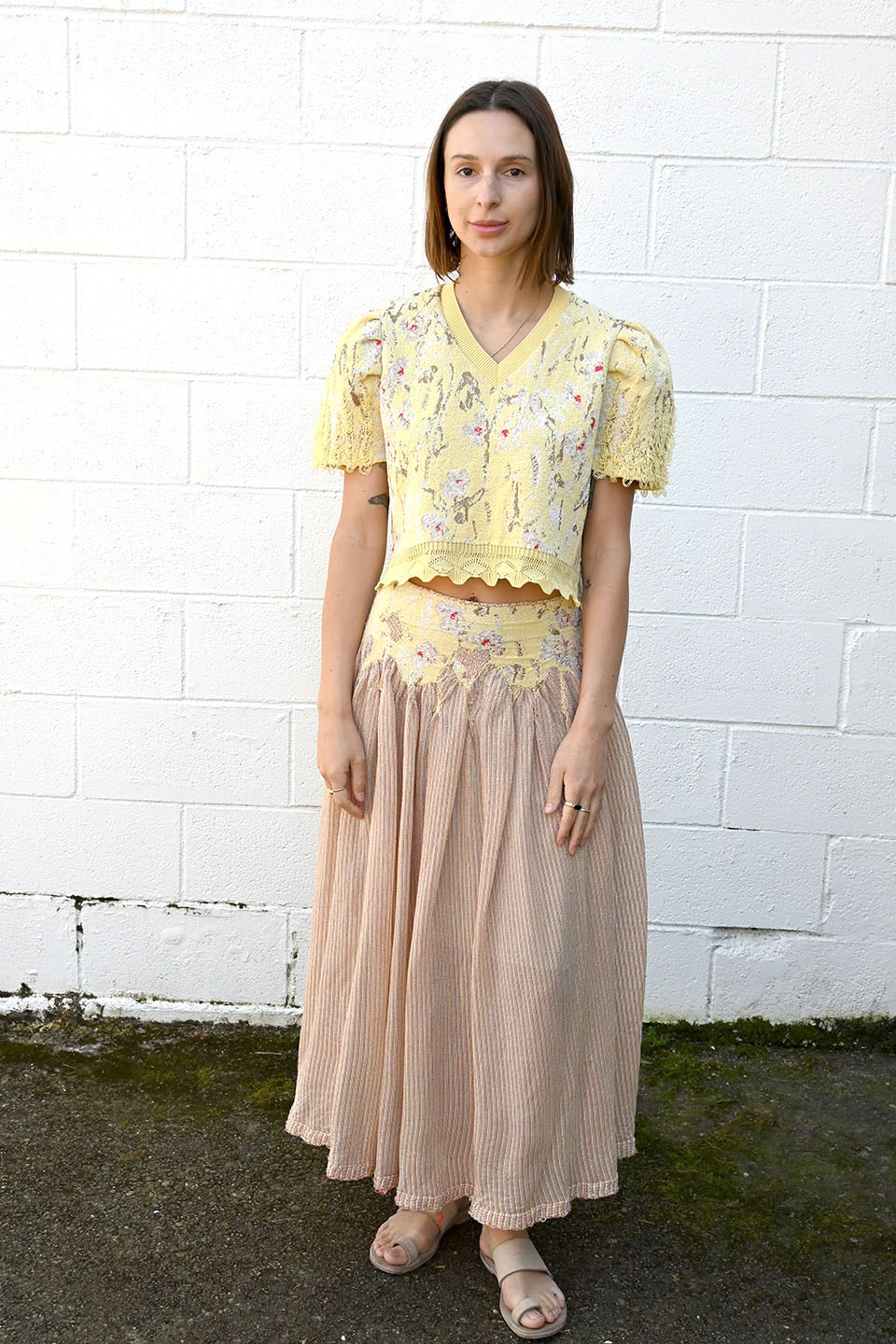 Grunge Flower Pullover