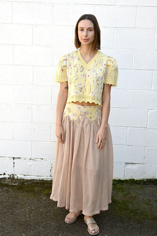 Grunge Flower Pullover