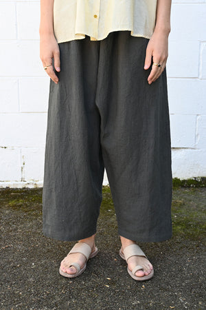 P1899 Pants Cemento
