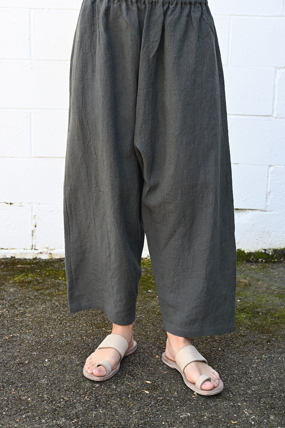 P1899 Pants Cemento