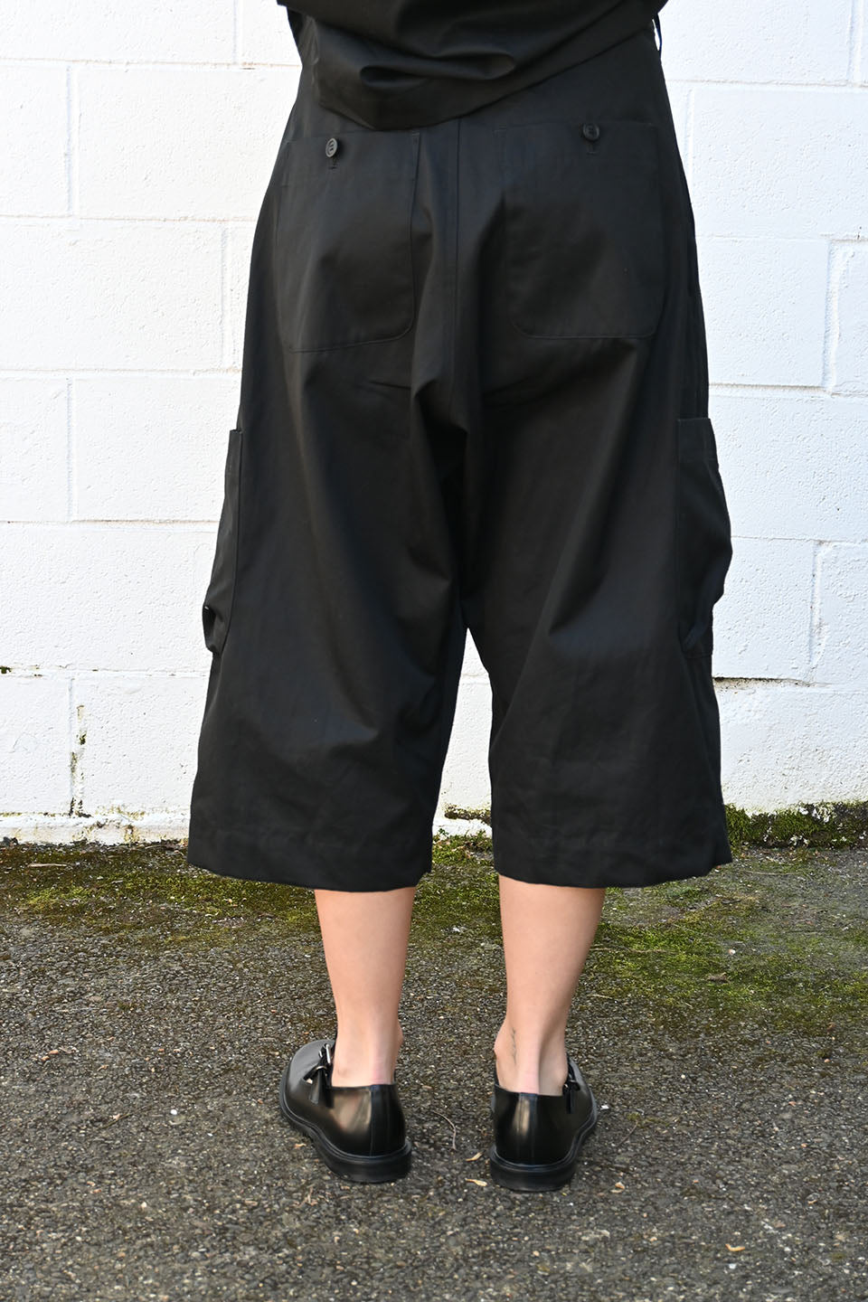 Black Gabardine Cropped Cargo Pants