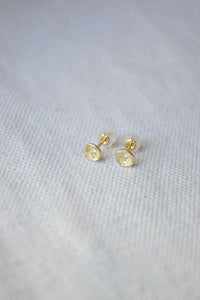 Lava Shell Studs Gold