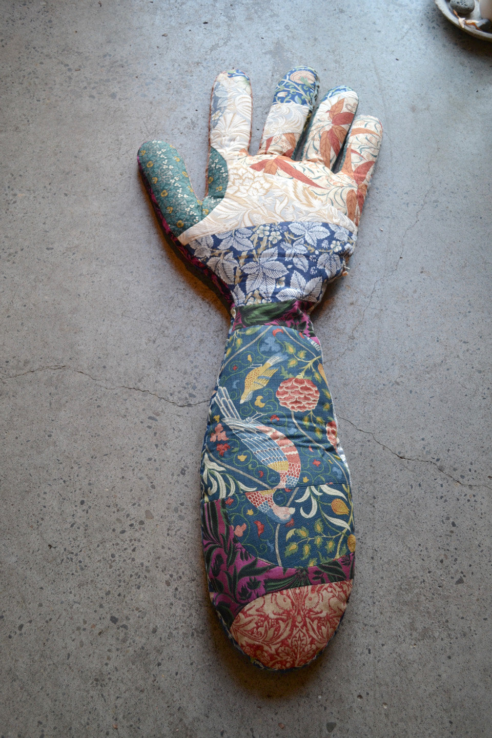 Small Big Hand Cushion Patch