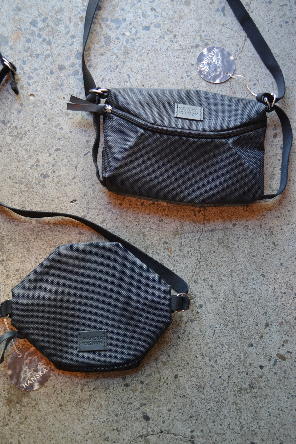 Valor Black Mesh