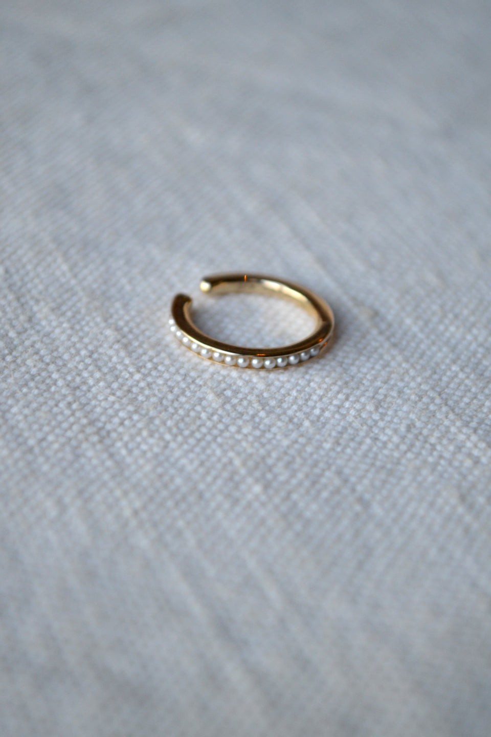 Caviar Pearl Ear Cuff
